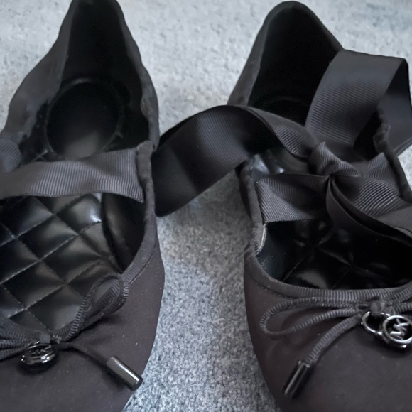 Brand new Michael Kors Ballet Flats - Picture 5 of 5